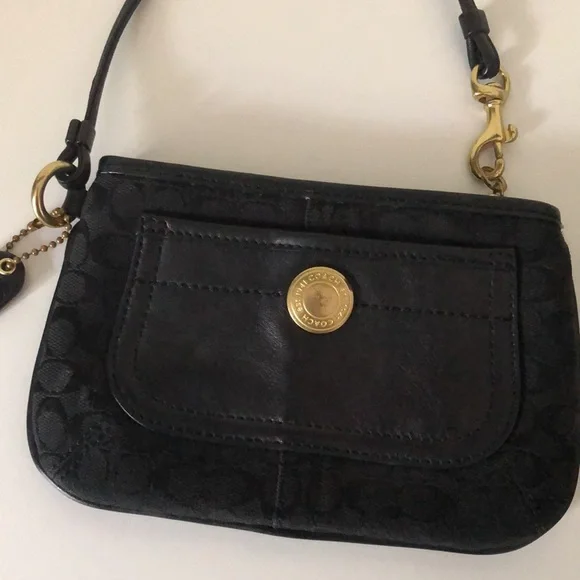 Coach Wristlet (great condition) - Picture 3 of 6
